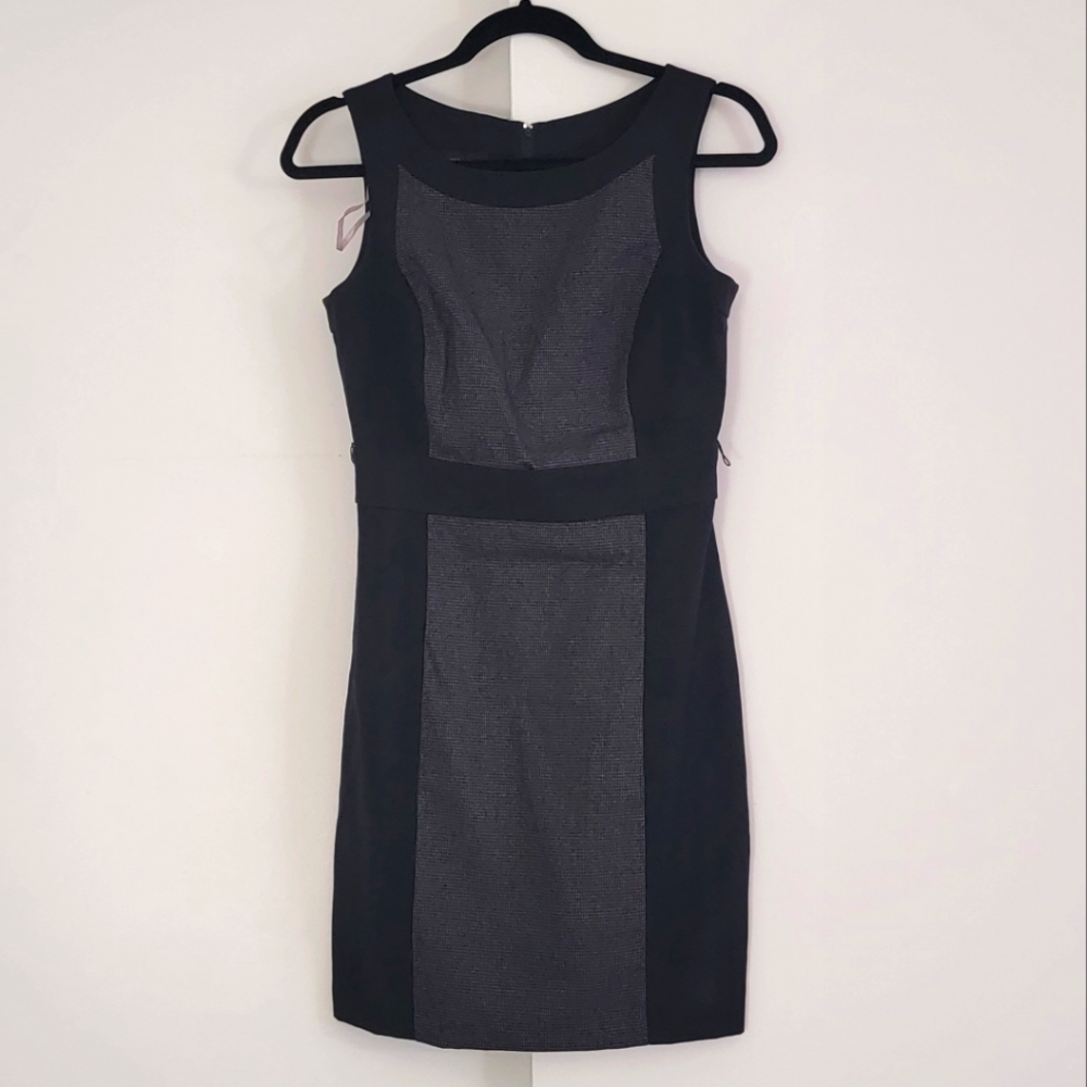 BCX Sleeveless Black and Grey Color Block Chic Career Dress - Size 3